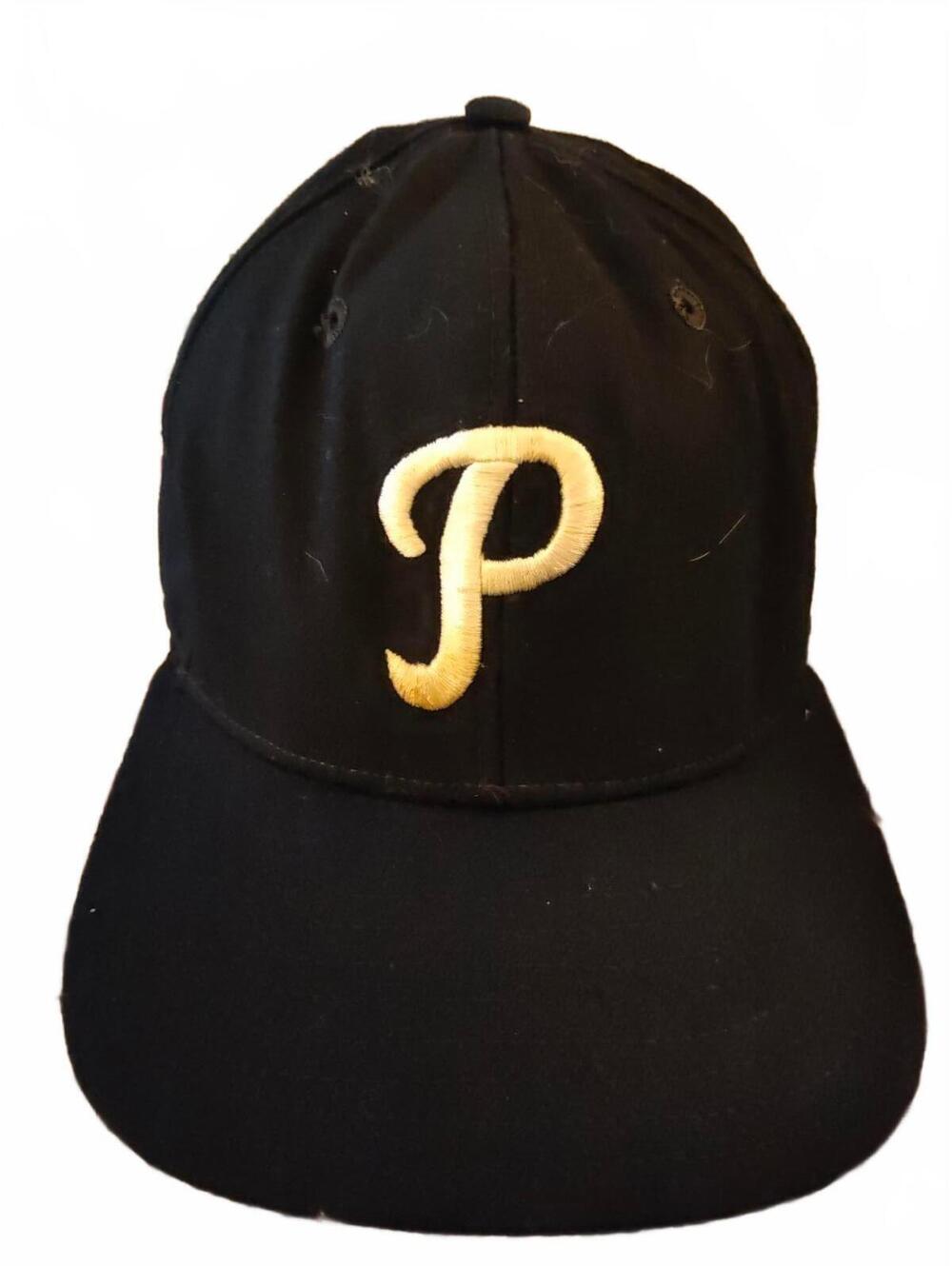 Vintage New Era fitted Phillies Hat/Cap wool? 7 1/4? EUC